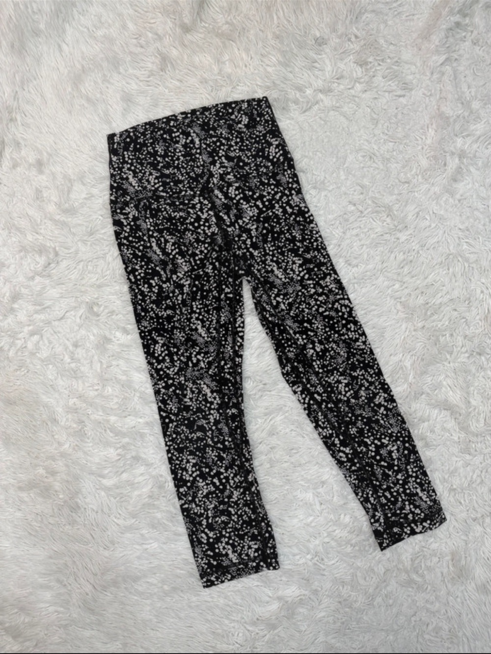 Lululemon align black and white leggings